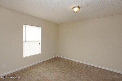 4378 Melissa Ct W, Jacksonville, FL 32210 - photo 4