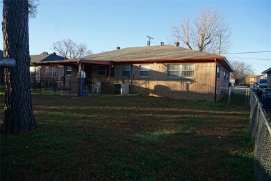 2710 W Walker St, Denison, TX 75020 - photo 2
