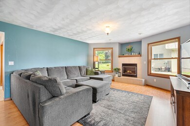 1299 Bellflower Ln NE, Owatonna, MN 55060 - photo 5