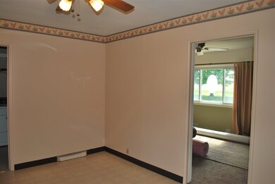 Eat in kitchen has been freshly painted