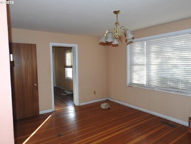 2063 2nd St, Springfield, OR 97477 - photo 3