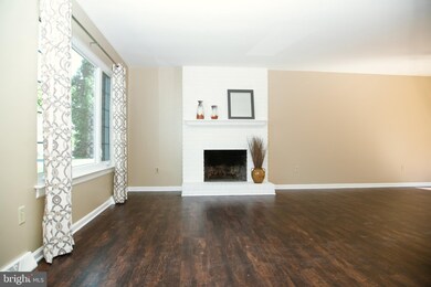 493 Sweetbriar Dr, Harrisburg, PA 17111 - photo 5