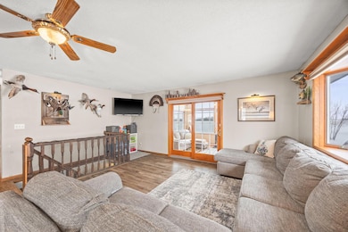 16452 90th St, Brownton, MN 55312 - photo 5