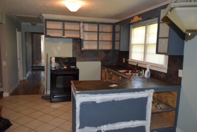 221 Walker St, Manchester, TN 37355 - photo 7