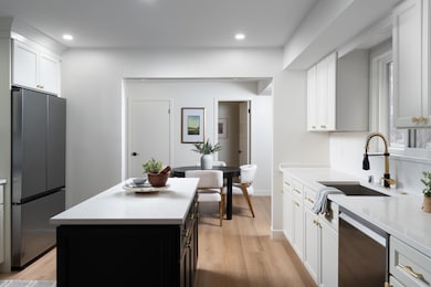 4085 Brook Ln, Brookfield, WI 53005 - photo 7