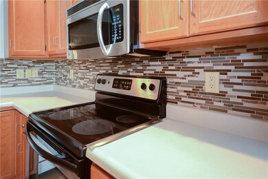 1380 Swan Dr, Franklin, IN 46131 - photo 6