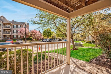 13103 Briarcliff Terrace unit 10-1001, Germantown, MD 20874 - photo 4