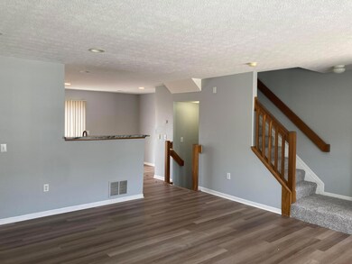 6477 Crab Apple Dr unit 4, Canal Winchester, OH 43110 - photo 2