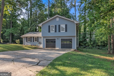 4611 Eberline Ct, Stone Mountain, GA 30083 - photo 4