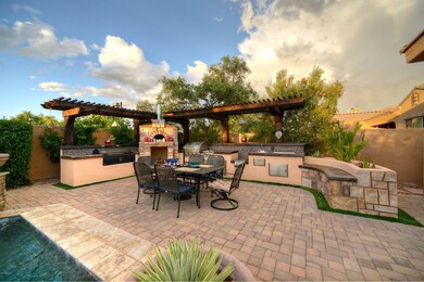 Outdoor Kitchen