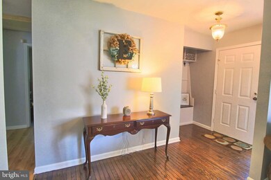 99 Twin Lakes Dr unit 7, Gettysburg, PA 17325 - photo 5