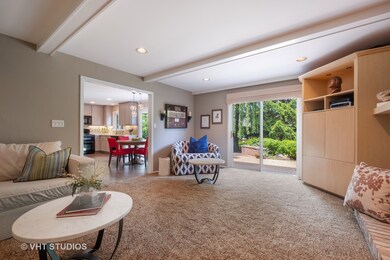 3932 Carousel Dr, Northbrook, IL 60062 - photo 7