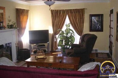 1192 SW Oakley Ave, Topeka, KS 66604 - photo 3