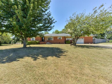 44903 Hardesty Rd, Shawnee, OK 74801 - photo 5