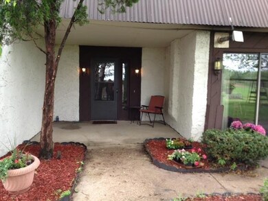 5305 Lincoln Rd, Oregon, WI 53575 - photo 3