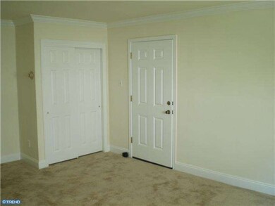 223 Ridley Ave, Folsom, PA 19033 - photo 3