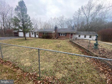 2380 Palmer Rd, Hedgesville, WV 25427 - photo 4
