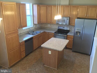 2512 Short Putt Ct, Crofton, MD 21114 - photo 5