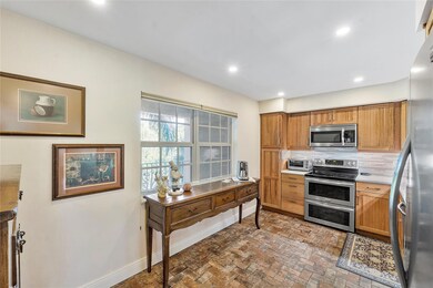 804 Cypress Grove Ln unit 407, Pompano Beach, FL 33069 - photo 4