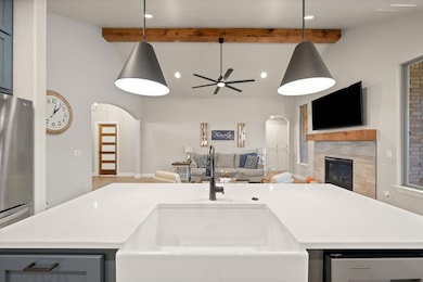 11828 Corie Nicole Ln, Yukon, OK 73099 - photo 7