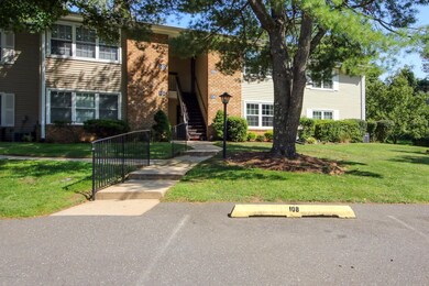 108 Viburnum Terrace unit E2, Red Bank, NJ 07701 - photo 3