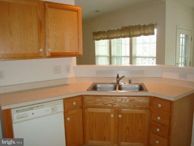 9603 Amberleigh Ln unit L, Perry Hall, MD 21128 - photo 2