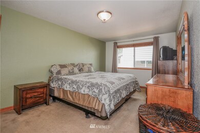 unlisted-address, Covington, WA 98042 - photo 7
