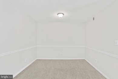 5484 Cedar Ln unit C1, Columbia, MD 21044 - photo 6