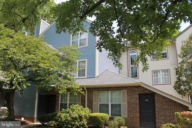 5091 Beech Ct, Monmouth Junction, NJ 08852 - photo 4