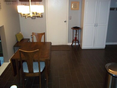 1736 Rushing Way 020
