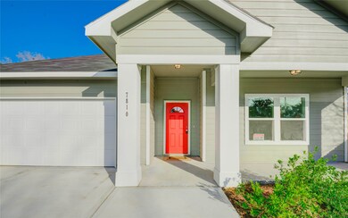 7810 Hanfro Ln, Houston, TX 77088 - photo 3