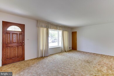 7607 Powhatan St, New Carrollton, MD 20784 - photo 4