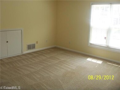 2nd Bedroom.