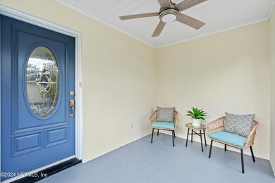 07-Front Porch