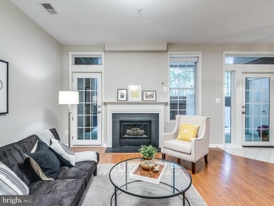 1349 Garden Wall Cir unit 608, Reston, VA 20194 - photo 5