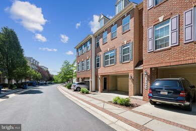 13420 Roberts Tavern Ct unit 2381, Clarksburg, MD 20871 - photo 2