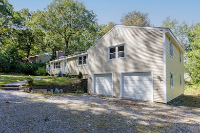 239 Rockledge Rd, Lyme, CT 06371 - photo 5