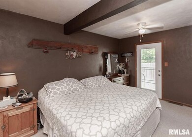 3002 W 63rd St, Davenport, IA 52806 - photo 7