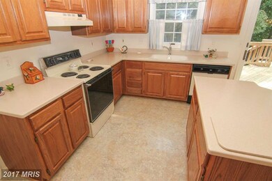 311 Greenridge Dr, Dunkirk, MD 20754 - photo 7