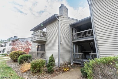 32 Sam Bonnell Dr unit C0302, Clinton, NJ 08809 - photo 2