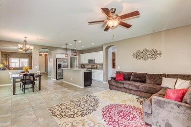 1457 W Apricot Ave, San Tan Valley, AZ 85140 - photo 4