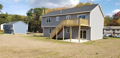 8 Barden Ln, Johnston, RI 02919 - photo 2