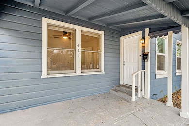 411 W Water St, Kerrville, TX 78028 - photo 3