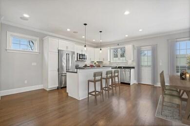 4 Ellswood St, West Roxbury, MA 02132 - photo 4