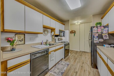 1504 Summit Pointe unit 1504, Scranton, PA 18508 - photo 4