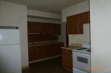 1203 Walnut St, Allentown, PA 18102 - photo 5