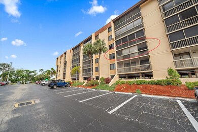 Wanamaker House unit 305, Port Charlotte, FL 33952 - photo 2