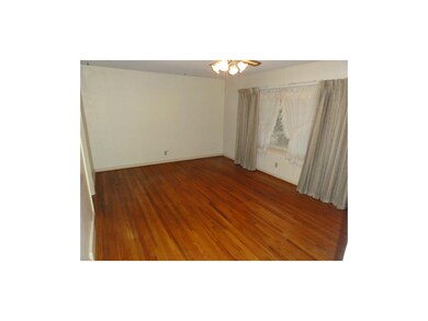Family room (5)