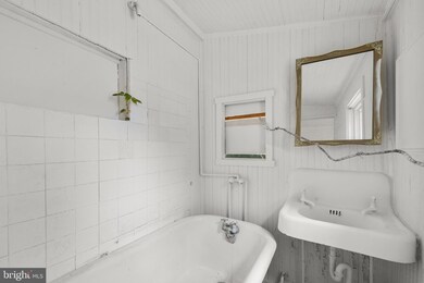 1890 Fairfax Pike, White Post, VA 22663 - photo 4