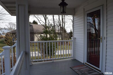 2325 Mound Rd, Jacksonville, IL 62650 - photo 3